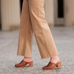 Nisolo Leather Mules Size 9